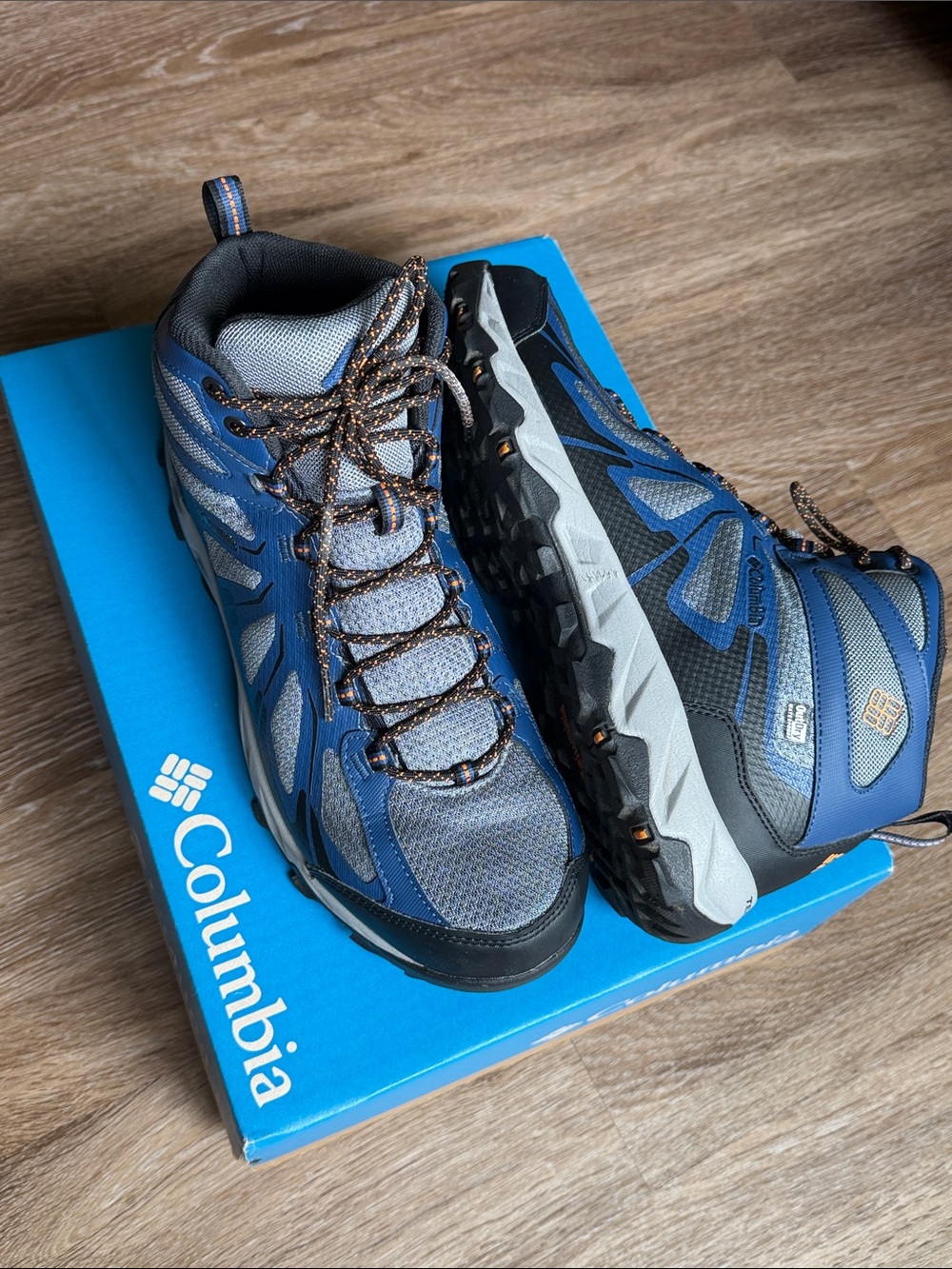 Columbia Men's Blue and Gray Trail Boots (Size: US 10, EUR 43)